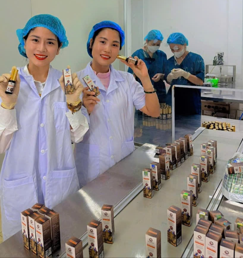 Xịt Khử Mùi Hôi Nách Cụ Lang Bân